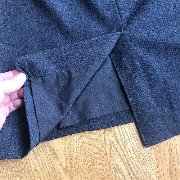 The Limited Studio 400 Gray Skirt Size 10 - Picture 3 of 10